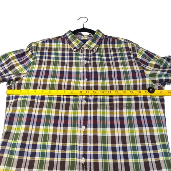 Old Navy Men's Slim Plaid Oxford Button Down Size Medium Coffee Grounds Mended - Picture 7 of 9